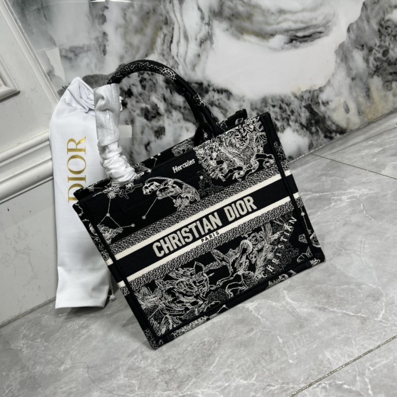 Dior Shopping Bags